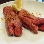 肉料理 村長さん - 特上タン 1500円