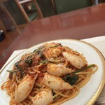 カツヤマ - アンチョビとヤリイカのトマトソースパスタ（大盛り）
