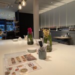 ワインとチーズと旨い肴のBAR à VIN 徳蔵 心斎橋 - 