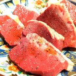 焼肉・ホルモン シンラ  - 