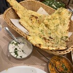 BOMBAY SIZZLERS - 