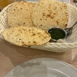BOMBAY SIZZLERS - 