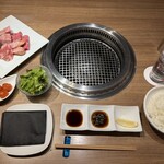 焼肉レストラン ROINS - 