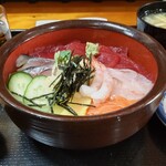 一穂 - 海鮮丼　1000円