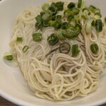 麺場 絆1048 - 替え玉(¥140)