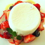 リストランテ　ウミリア - クレーム・アンジュ 