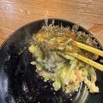 味乃家 - すじ肉にカキトッピング:1250円＋550円/断面