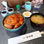とんかつみた村 - 料理写真:豚丼(肉大盛) 1,500円 