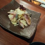 焼はまぐりダイニング 桑名 すすきの店 - 燻製鯖とガリ