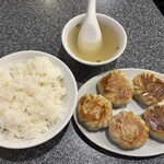 餃子屋 じなんぼ 後楽店 - 