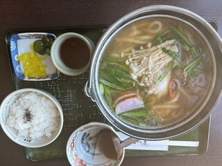 麺乃匠 いづも庵 - 鍋焼きうどん定食