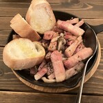 BabeL 宇都宮オリオン通り店 - きのことベーコンのアヒージョ