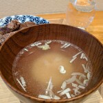 meat N - シンプルなお味噌汁