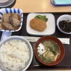 東新宿食堂