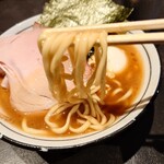 らーめん飛粋 - 麺リフト