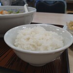 ぎょうざの満洲 - うまにラーメンと餃子 1,120円 小ライス 200円