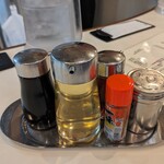 蓬来軒 - 卓上調味料