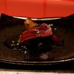 六本木うかい亭 - 蝦夷鹿のグリエとレクチェ