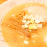 らぁめん 一福 - 塩抜きと味付けが絶妙な、絶品"メンマ"。