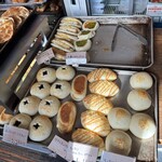 BAKERY LAB KONPAN - モッチリパンのコーナー❓