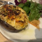 ななや - ジャンボマッシュルームのチーズ焼き