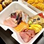 海鮮丼と唐揚げ 百海里 - 