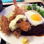 キッチンスズキ - 洋風ハンバーグ、海老フライ、カキフライ定食