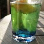 オランジュ・ブルー - あらあ　なんか　色変わってきた