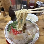 久留米ラーメン 丸久 - 料理写真: