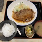食堂 くろき - ポークソテーソテー定食　生姜＋ニンニクMIX ご飯小盛り