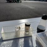 どんぶりハウス - テーブルの仲間たち。今回は不使用。