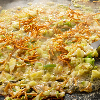 名物から変わり種まで、自慢のもんじゃが勢揃い！