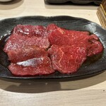 炭火焼肉ホルモンくう - 