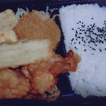 お弁当物語 - 料理写真:だしカラコロッケ弁当650円