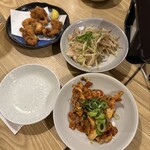 サウナ&カプセルホテル ルーマプラザ - 豚もやし　豚キムチ　タコの唐揚げ