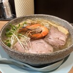 布施 細見商店 - 冷やしエビ塩ラーメン