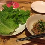 にんにく納豆レタス巻き