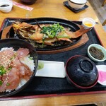魚屋直営食堂　魚まる - 
