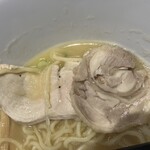 RAMEN 風見鶏 - チャーシュー