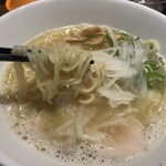 RAMEN 風見鶏 - 麺