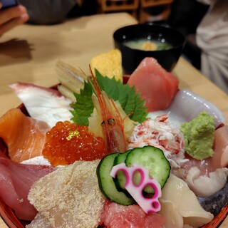 近江町海鮮丼家ひら井_0