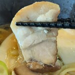 ヒャクブンノイチ - 豚チャーシューリフト