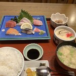 どん亭 - 料理写真:刺身定食