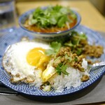 マンゴツリーキッチン ガパオ - 