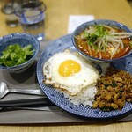 マンゴツリーキッチン ガパオ - 料理写真: