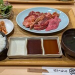 炭火焼肉 萬まる - 