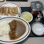 みよしの - 料理写真:みよしのセット(新漬付き・カレー辛口)