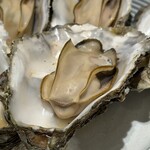 ジンギスカン×厚岸牡蠣  ラムグチカズヤ - 牡蠣ガンガン焼き