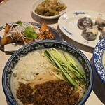 餃子ニュー伏見 - 