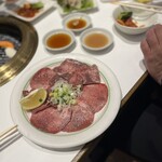 焼肉 鶯谷園 - タン